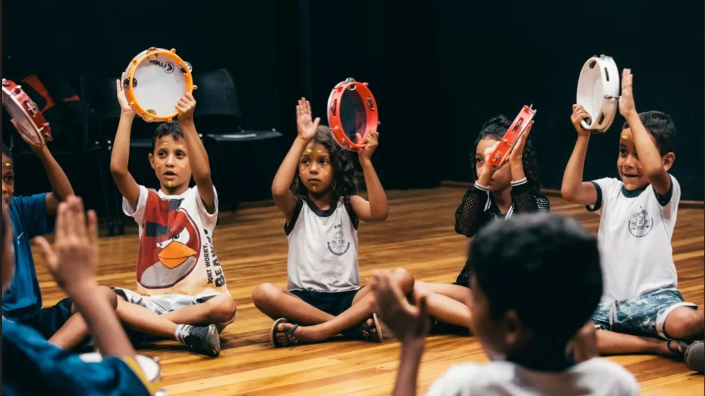 tomorrowland brasil foundation helps the community